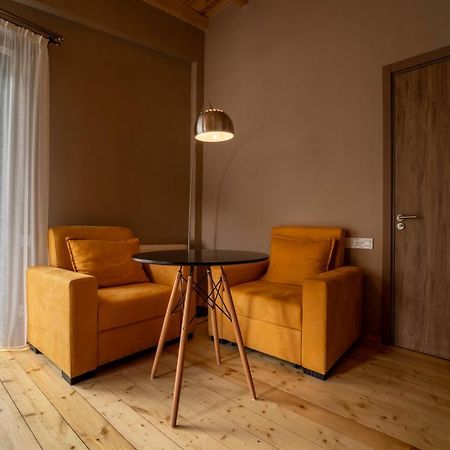 Hotel Lahili Mestia Eksteriør bilde